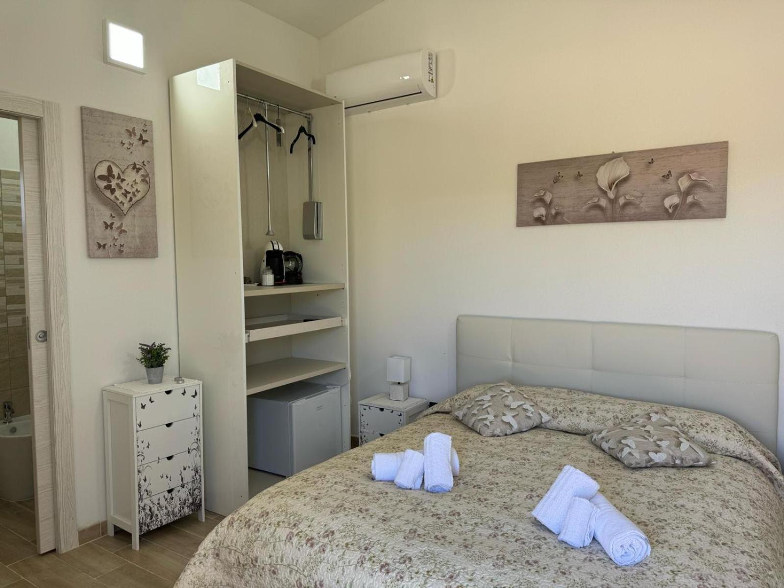 B&B Sensorial Experience Villamassargia Kültér fotó