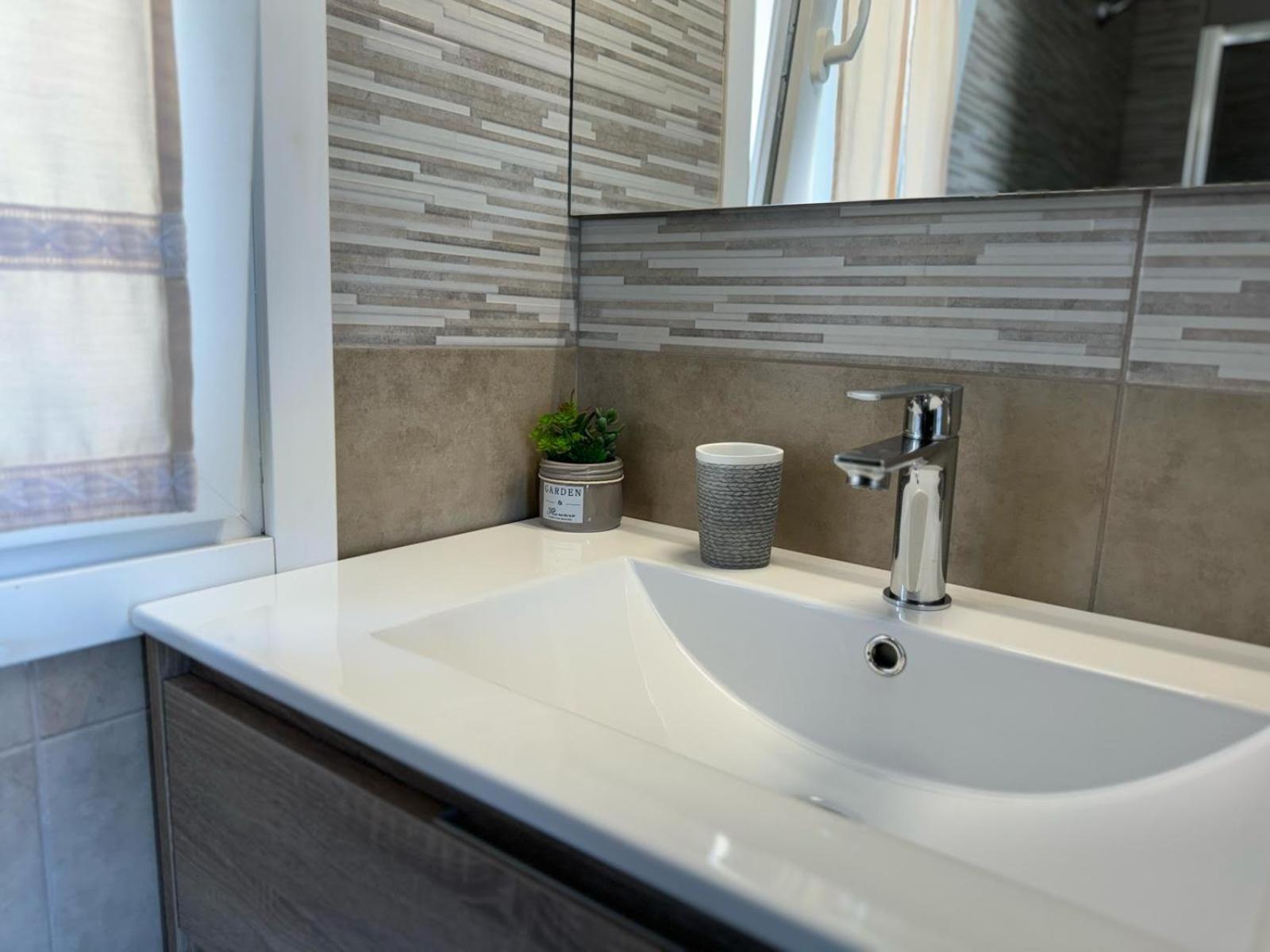 B&B Sensorial Experience Villamassargia Kültér fotó